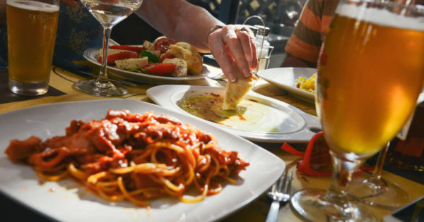 bread-food-restaurant-people