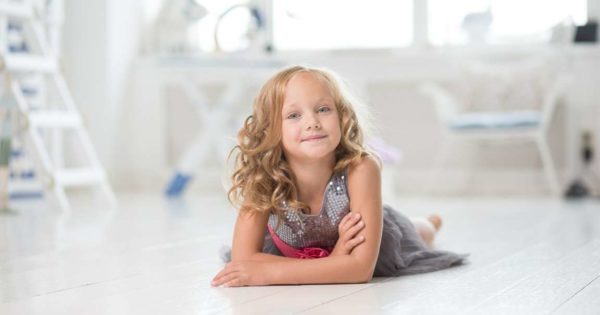 girl-511880_1280